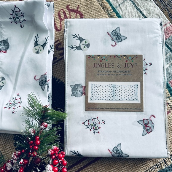 jingles & joy Bedding New Kitty Cat Jingles Joy Christmas Standard
